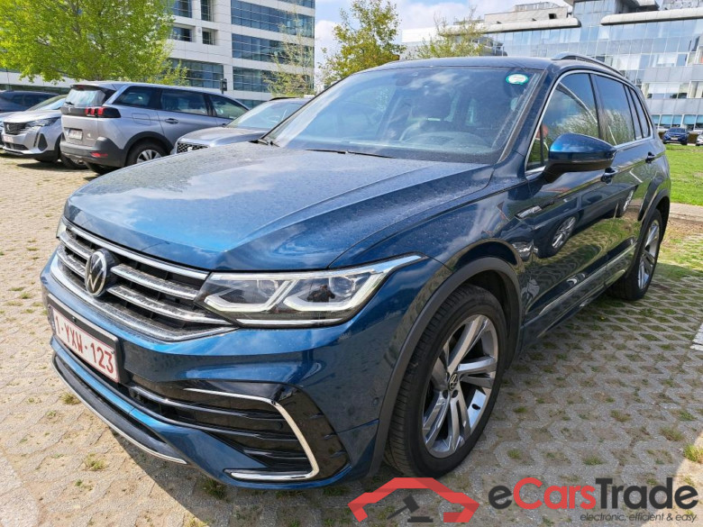 Volkswagen Tiguan 1.5 TSI R-Line Aut. Pano LED-Matrix Head-Up Virtual ACC Navi 1/2 Sport-Leather KeylessGo Camera360 Klima PDC ...