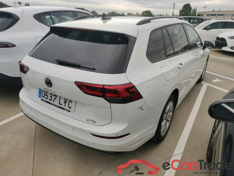 VOLKSWAGEN Golf / 2020 / 5P / familiar Life 1.0 eTSI 81kW (110CV) DSG Variant #2