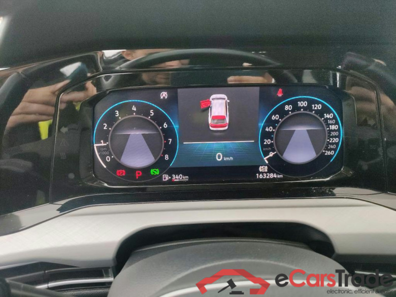 VOLKSWAGEN Golf / 2020 / 5P / familiar Life 1.0 eTSI 81kW (110CV) DSG Variant #4