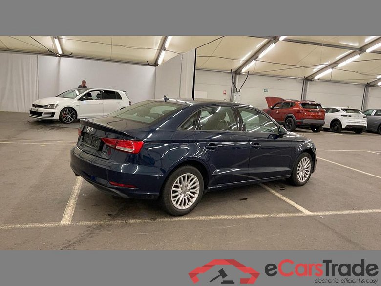 AUDI A3 Sedan Dsl A3 1.6 TDi S tronic #4