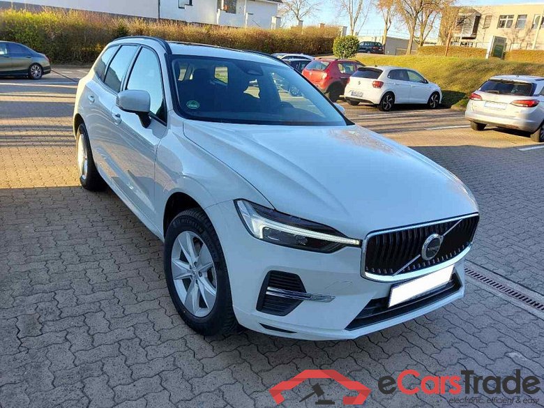 Volvo XC60 (03.2017->) DE - SUV5 B4 (Benzin) 2WD EU6d, Momentum Mild-Hybrid, (Facelift) 2021 - 2022 #2