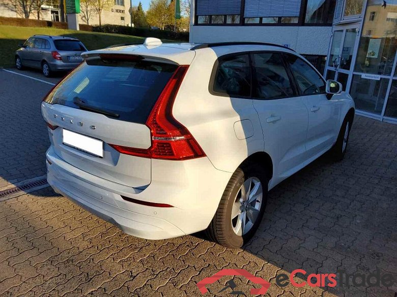 Volvo XC60 (03.2017->) DE - SUV5 B4 (Benzin) 2WD EU6d, Momentum Mild-Hybrid, (Facelift) 2021 - 2022 #3
