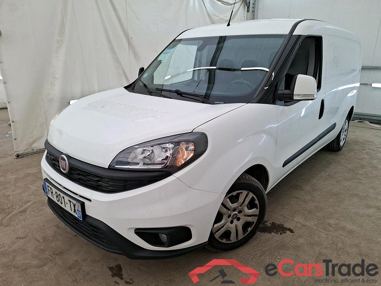 FIAT Doblò Cargo / 2015 / 4P / Fourgonnette Maxi 1.3 Multijet 95 Pro Lounge 750kg