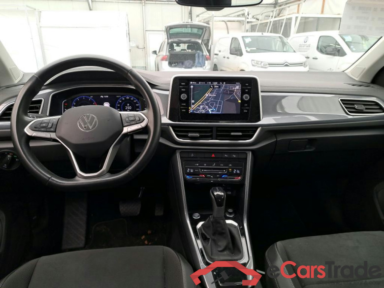 VOLKSWAGEN T-Roc / 2021 / 5P / SUV 1.5 TSI 150 EVO STYLE DSG7 #5