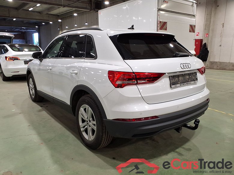 AUDI Q3 1.5 35 TFSI S TRONIC BUS. ED. ATTRACTION #2