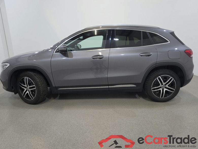 Mercedes GLA 250e Plug-In Hybrid Luxury Aut. LED-Xenon Widescreen Navi 1/2 Sport-Leather KeylessGo Camera Klima PDC ... #2