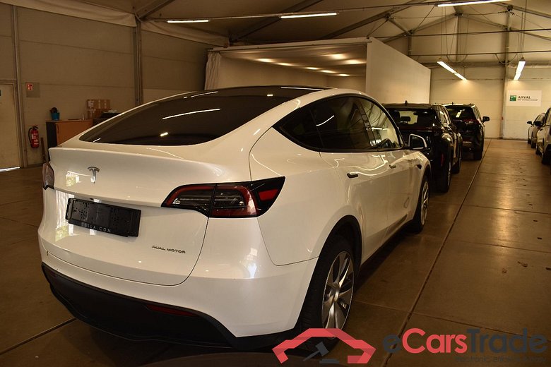TESLA Model Y Long Range Dual Motor AWD 5d 378kW #2