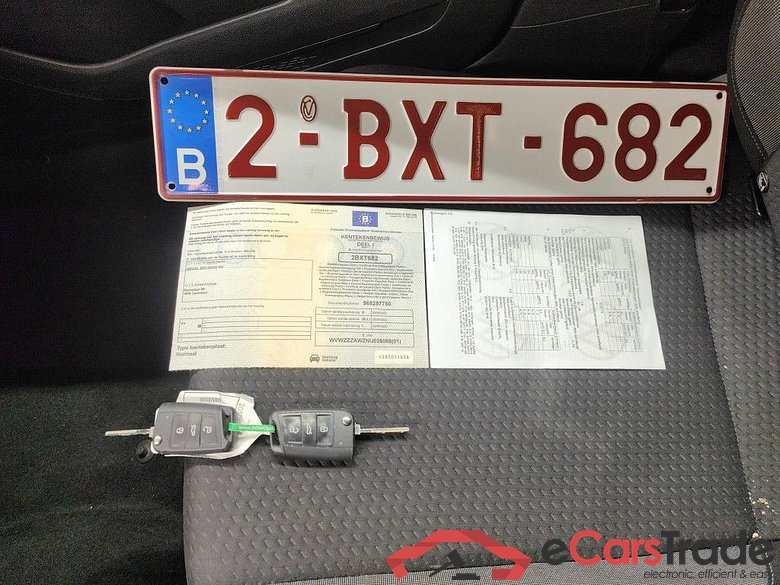 Volkswagen Polo 1.0 TSI Life DSG 5d #4