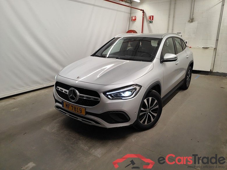 MERCEDES CLASSE GLA DIESEL - 2020 GLA 200 d 150 business Solution 5d Auto