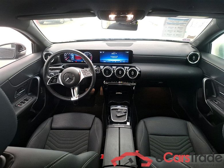 MERCEDES-BENZ Classe A Berline / 2022 / 4P / Berline A 180 Business Line 7G-DCT #5