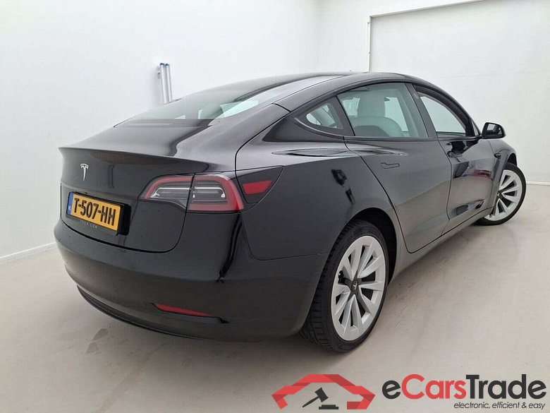 Tesla Model 3 Standard RWD Plus 60 kWh #2