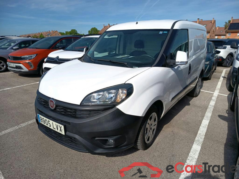 FIAT Doblò Cargo/2015/4P/furgón derivado de turismo Cargo SX 1.6 Mjet 66kW (90CV) (AC) #1