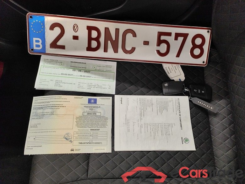 Skoda Superb Combi 1.4 TSI iV 160kW DSG6 Clever 5d #4