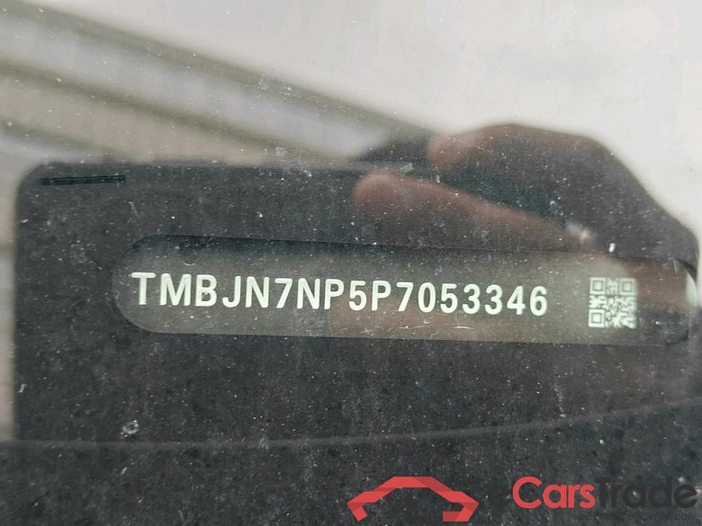 SKODA Superb Combi 110 kW #2
