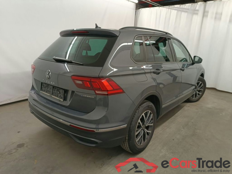Volkswagen Tiguan 1.4 eHybrid DSG Life 5d #2