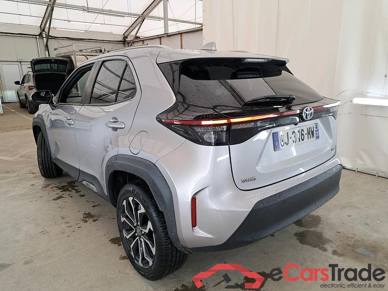 TOYOTA Yaris Cross Hybride / 2021 / 5P / SUV 1.5 HYBRID 116H DESIGN AUTO #2