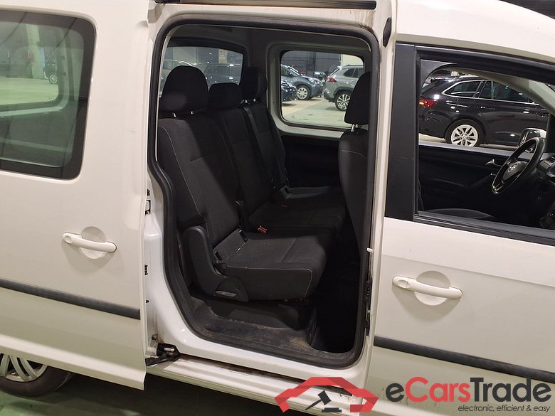 VOLKSWAGEN CADDY MAXI DIESEL - 2015 2.0 TDi SCR Trendline (EU6.2) #5