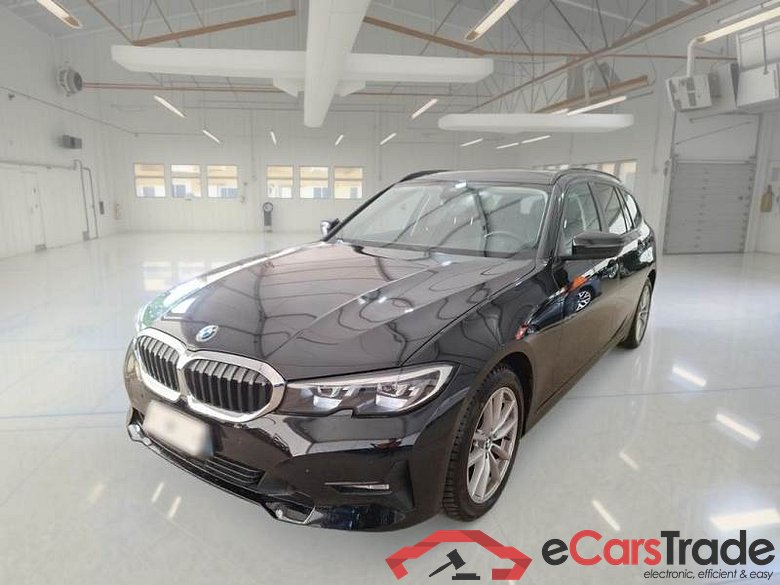 BMW SERIE 3 / 2018 / 5P / STATION WAGON 320D XDRIVE 48V BUS.ADV. TOURING AUT