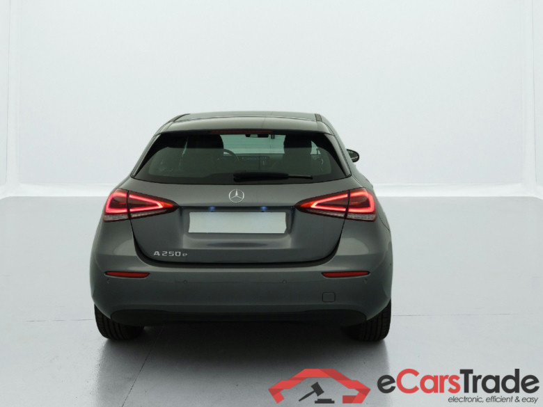 Mercedes-Benz A 250 E 8G-DCT BUSINESS LINE #6