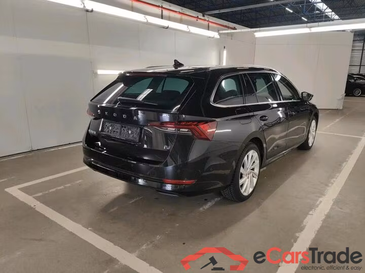 Skoda Octavia Combi Octavia Combi 1.4 TSI PHEV DSG6 Clever (PHEV) 150kW/204pk  5D/P Auto-6 #4