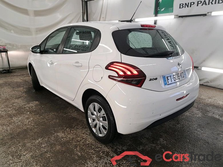 PEUGEOT 208 Affaire / 2015 / 5P / Berline BlueHDi 100 S&S PREMIUM PACK #2