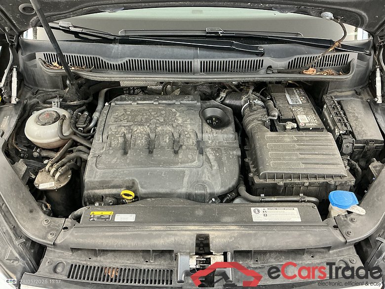 VOLKSWAGEN TOURAN DIESEL - 2015 2.0 TDi SCR Highline DSG (EU6.2) #6
