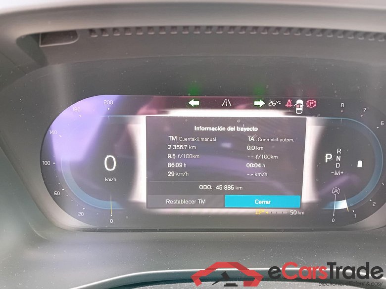 VOLVO XC40 / 2021 / 5P / todoterreno 2.0 B3 G Core Dark Auto #3