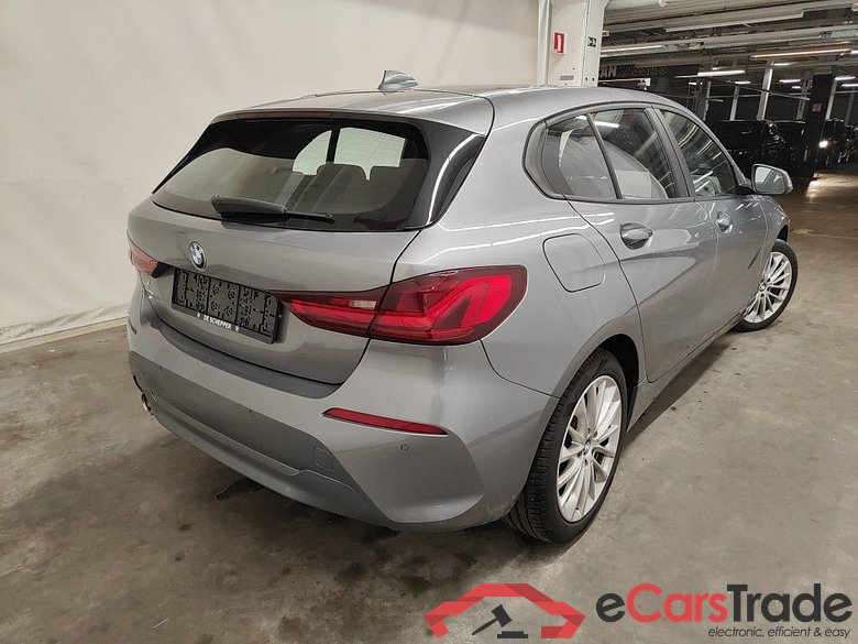 BMW 1 Reeks Hatch 116iA (80 kW) 5d #2