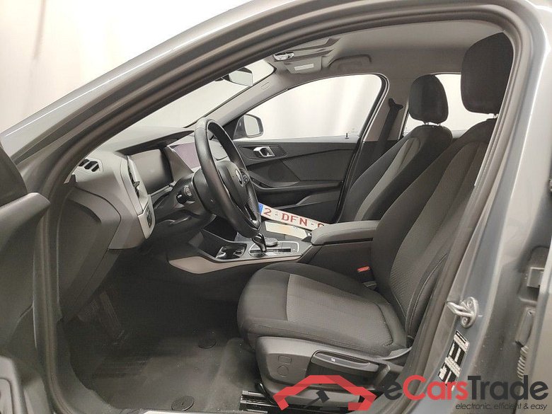 BMW 1 Reeks Hatch 116iA (80 kW) 5d #3