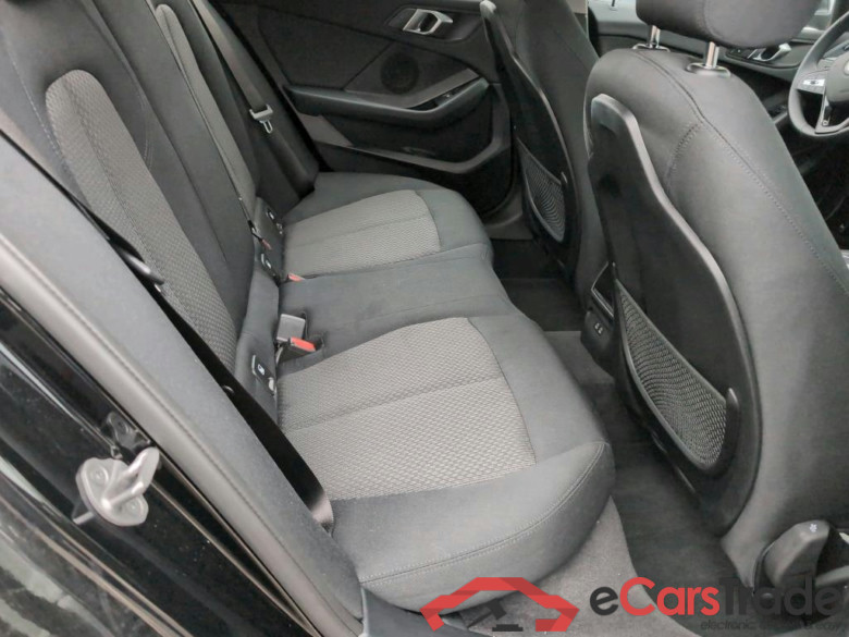 BMW 1 SERIES HATCH 1.5 118I (100KW) #6