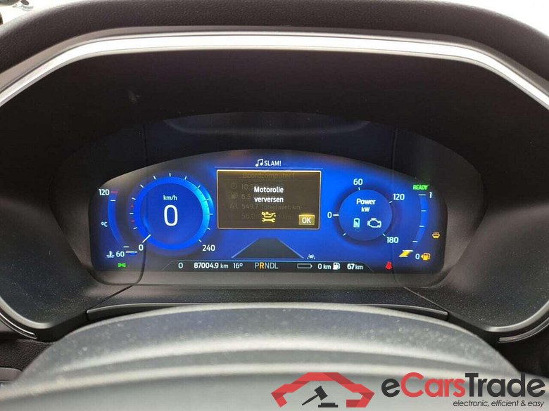 FORD KUGA 2.5 PHEV Titanium #4