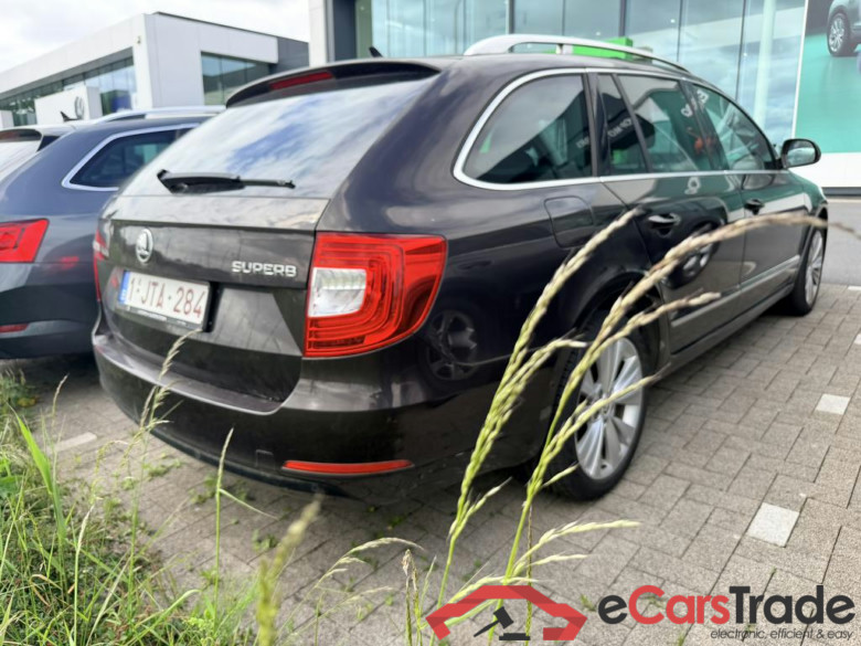 SKODA Superb Combi Superb Combi Elegance 1,6 TDI 77 kW 6-speed mech. #4