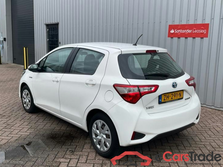 TOYOTA YARIS 1.5vvti hybrid active 74kW cvt aut #3