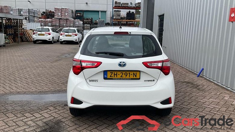 TOYOTA YARIS 1.5vvti hybrid active 74kW cvt aut #4