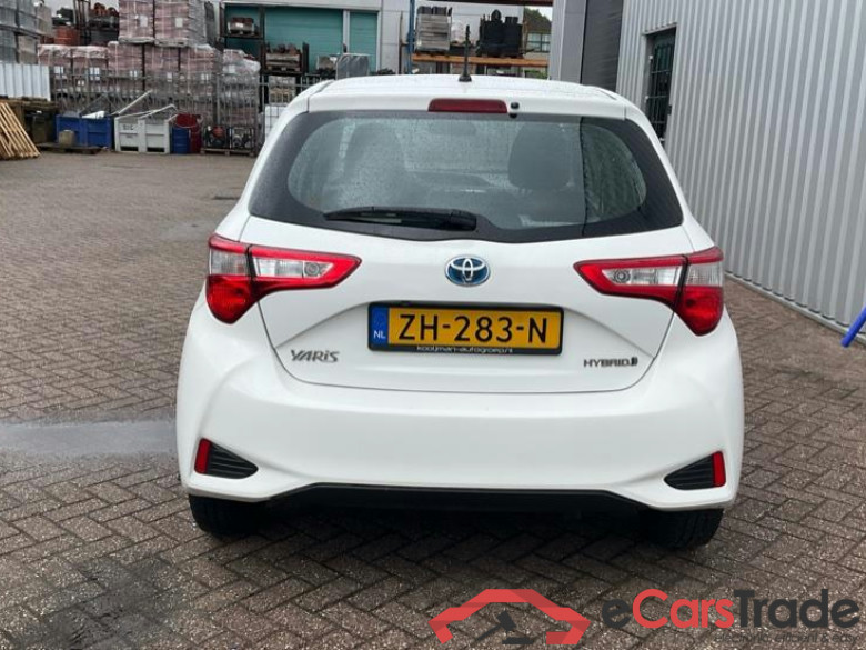 TOYOTA YARIS 1.5vvti hybrid active 74kW cvt aut #4