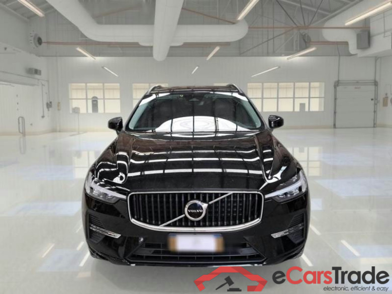 VOLVO XC60 / 2021 / 5P / SUV B4 D AUTOMATICO MOMENTUM PRO #6