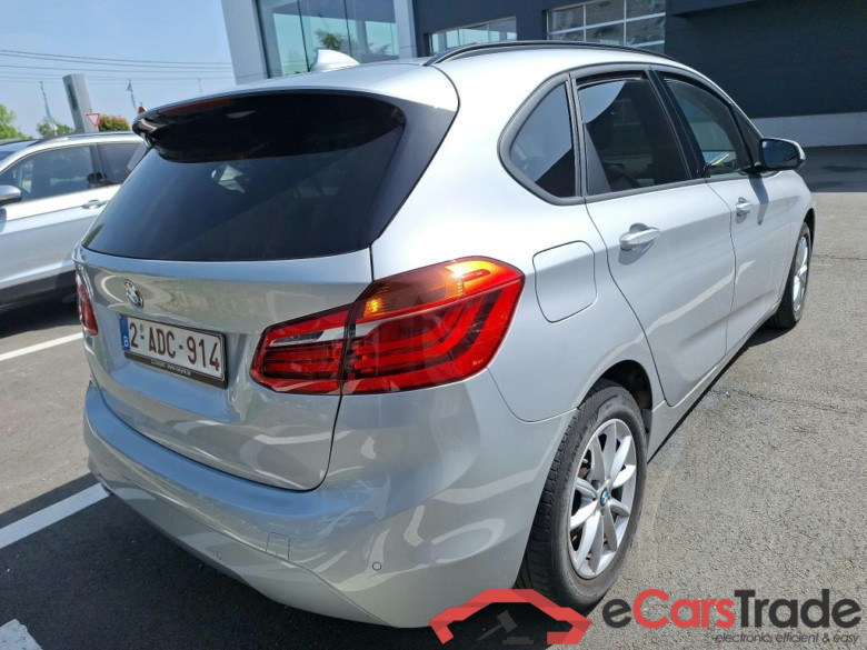 BMW 216d Active Tourer LED-Xenon Navi KeylessGo Klima PDC ... #2