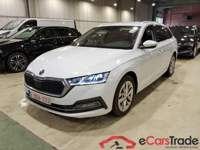 SKODA OCTAVIA COMBI 2.0 CRTDI 85KW CLEVER+ #1