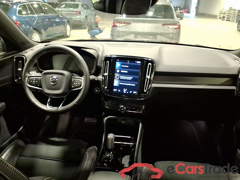 VOLVO XC40 1.5 T4 RECHARGE GEARTRONIC R-DESIGN #6