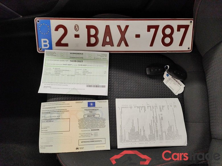 Ford Focus 1.0i EcoBoost MHEV 92kW ST-Line 5d #4