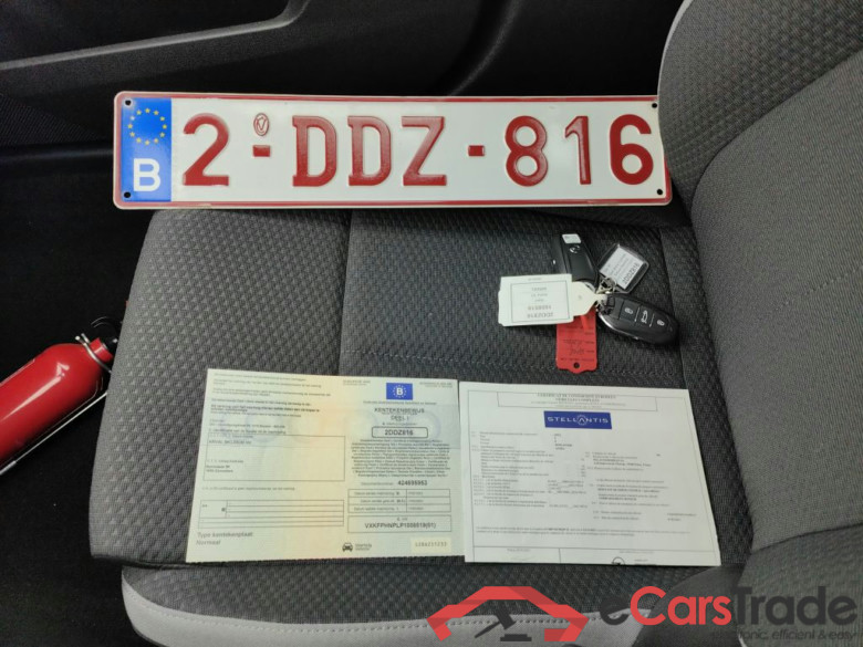 Opel Astra 1.2 Turbo 81kW S/S Edition 5d #4