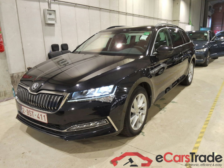 SKODA SUPERB COMBI 1.4 TSI PHEV 160KW DSG6 CLEVER #1