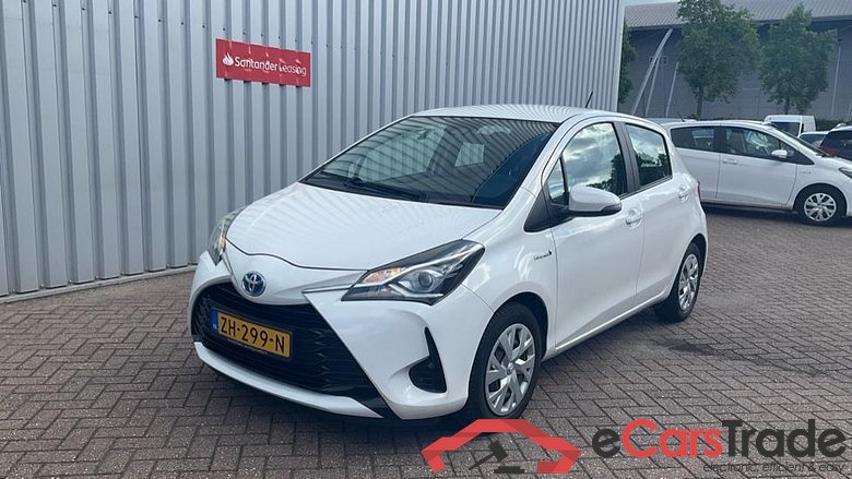 TOYOTA YARIS 1.5vvti hybrid active 74kW cvt aut