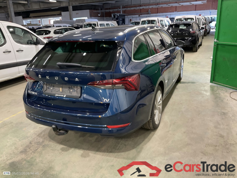 SKODA OCTAVIA COMBI 1.4 TSI PHEV 150KW DSG CLEVER #4