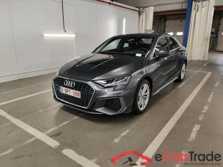 Audi A3 BERLINE A3 Berline 1.0 TFSi 30 S tronic S line Bus. Ed (Mild Hybrid) 81kW/110pk  4D/P Auto-7