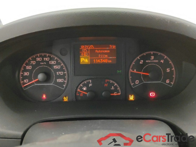 Peugeot Boxer 2.2 BlueHDi S&S 165 435 L4H2 4d #6