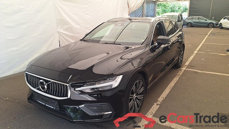 VOLVO V60 T8 AWD Twin Engine Geartronic Inscription 5d 223kW