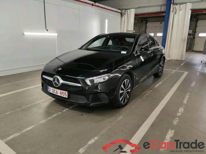 Mercedes A-Klasse Limousine A-Klasse Limousine A 250 e Business Line (PHEV) 160kW/218pk  4D/P Auto-7 #1