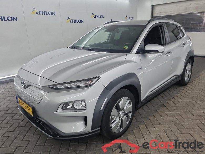 HYUNDAI Kona Fashion Electric 64 kWh 5D Athlon Edition