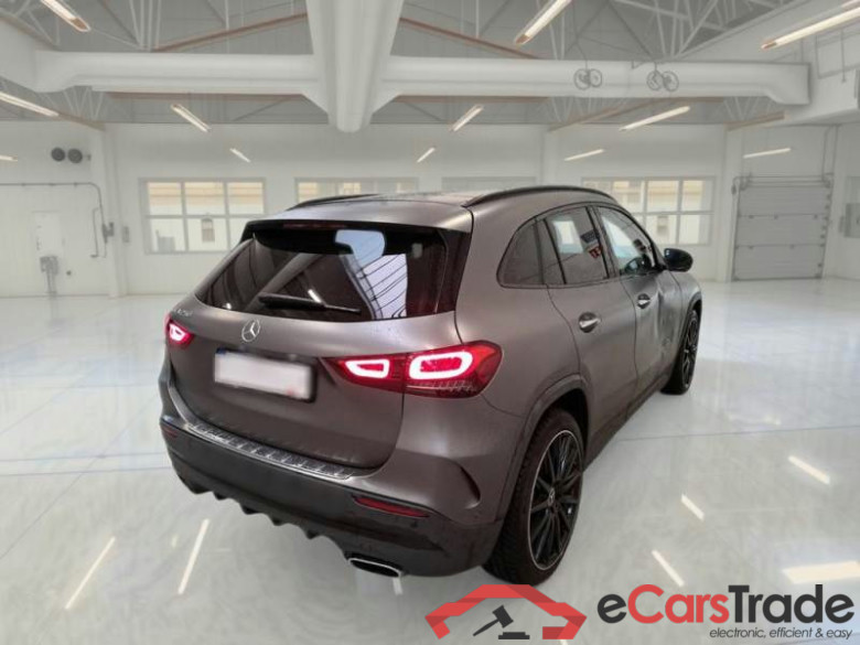 MERCEDES-BENZ GLA / 2020 / 5P / CROSSOVER GLA 250 AUTOMATIC PREMIUM #2